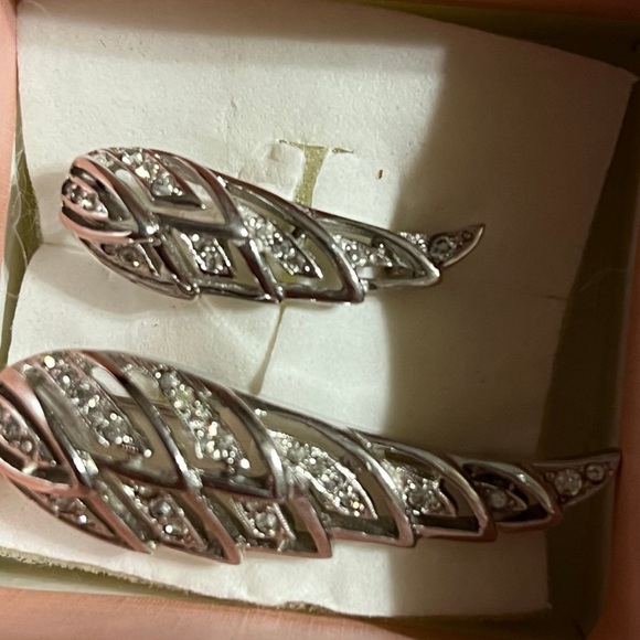 Christian Dior brooch set - Picture 2 of 4